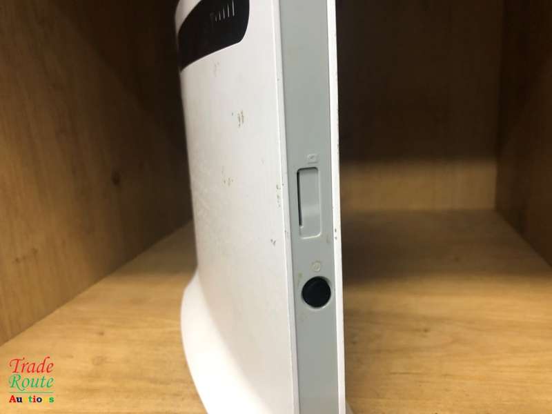 Huawei B593 4G LTE WiFi Modem Wireless Router (uses SIM card)