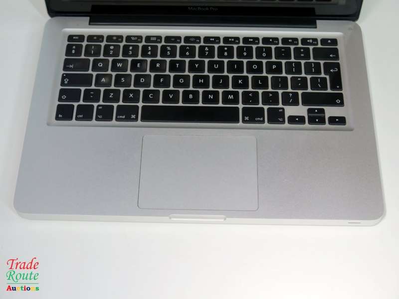 MacBook Pro 13.3-inch *** INTEL HD GRAPHICS
