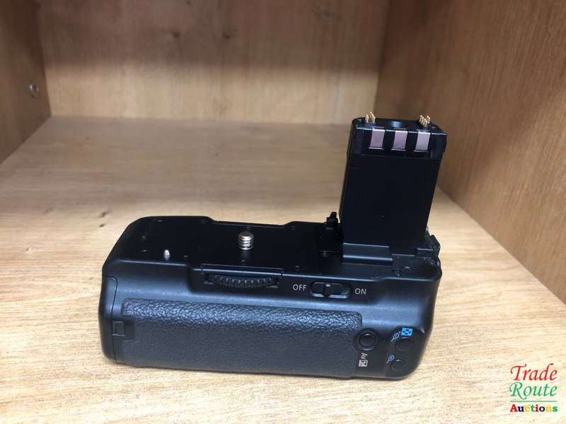 Canon BG-E3 Original Battery Grip (for Canon 350D / 400D DSLR CAMERAS )