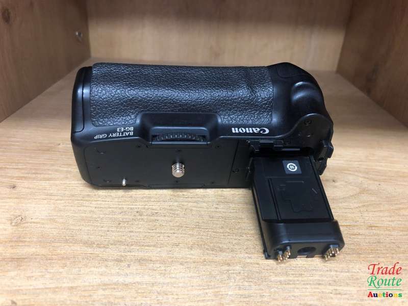 Canon BG-E3 Original Battery Grip (for Canon 350D / 400D DSLR CAMERAS )