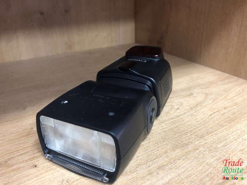 Canon Speedlite 430EX II Flash for Canon EOS DIGITAL SLR Cameras *** BARGAIN ** Fits all CANON DSLRs