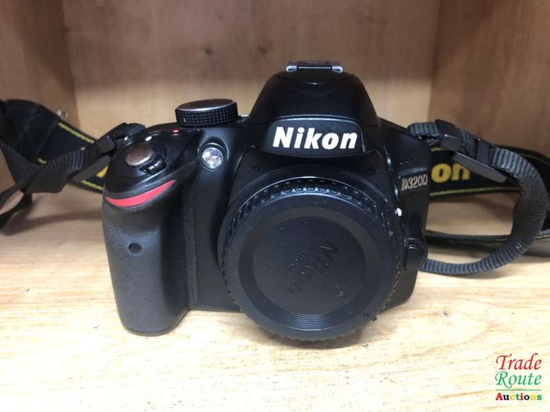 Nikon D3200 24.2 MP CMOS Digital SLR CAMERA - BODY ONLY