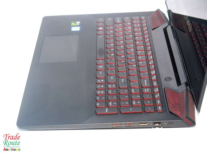 Lenovo Ideapad Y700 Gaming FULL HD Laptop | GEFORCE GTX 960M + INTEL HD 530 | Core i7 ** MONSTER