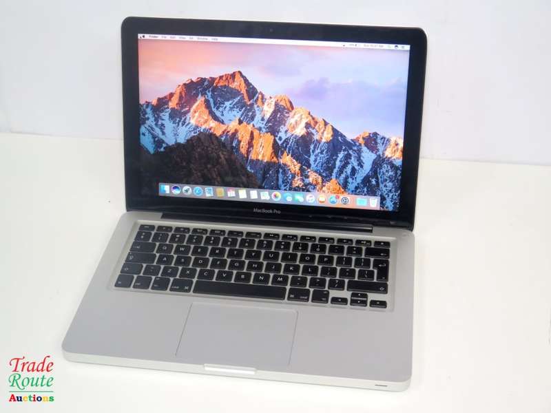 MacBook Pro 13.3-inch | Core i7 2.7GHz | 8GB RAM | 250GB HDD | INTEL HD GRAPHICS