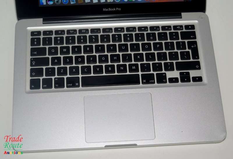 MacBook Pro 13.3-inch | Core i7 2.7GHz | 8GB RAM | 250GB HDD | INTEL HD GRAPHICS