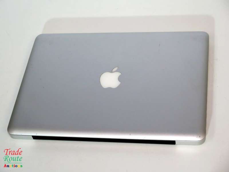 MacBook Pro 13.3-inch | Core i5 2.3GHz | 4GB RAM | 750GB HDD | INTEL HD GRAPHICS