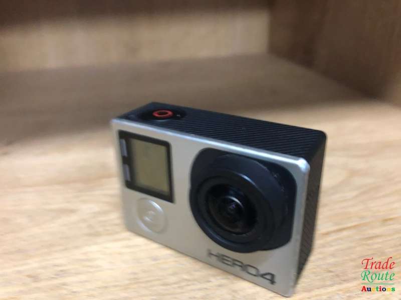 GoPro Hero4 SILVER CHDHY-401 | Built in Touch LCD Display | Wi-Fi