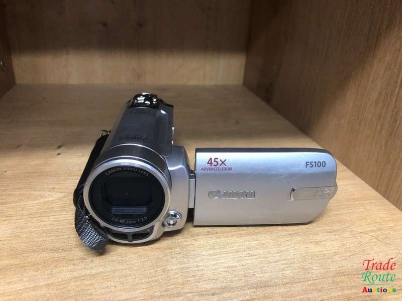 Canon FS100 SD memory card camcorder 45X ADVANCED ZOOM