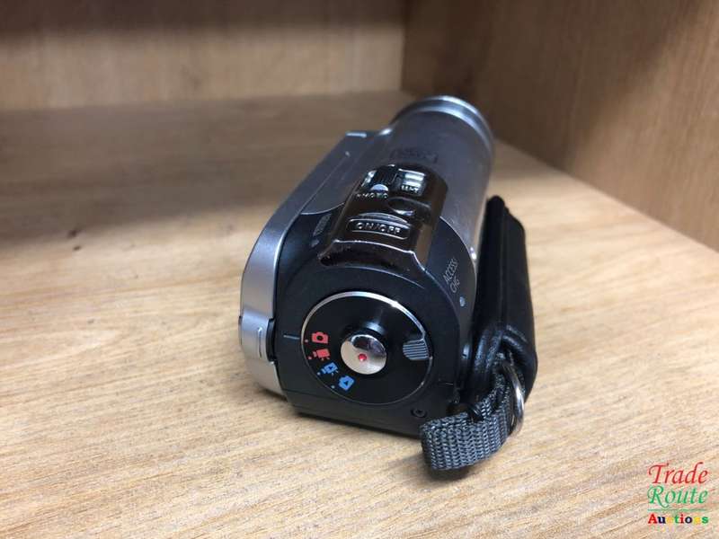 Canon FS100 SD memory card camcorder 45X ADVANCED ZOOM