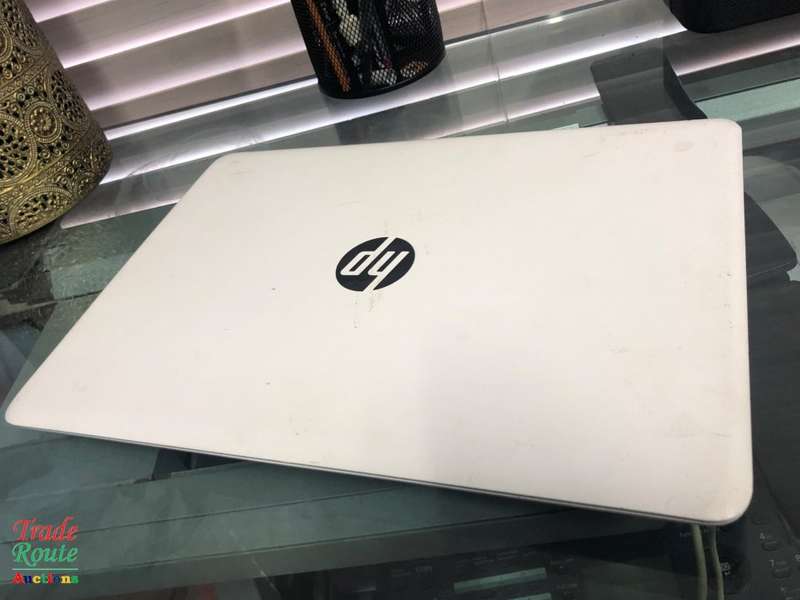 HP Laptop 14-bp0xx 14" LAPTOP [WHITE] | Intel Core i5 7200U 7th Gen 2.5GHz | 8GB RAM | 1TB HDD