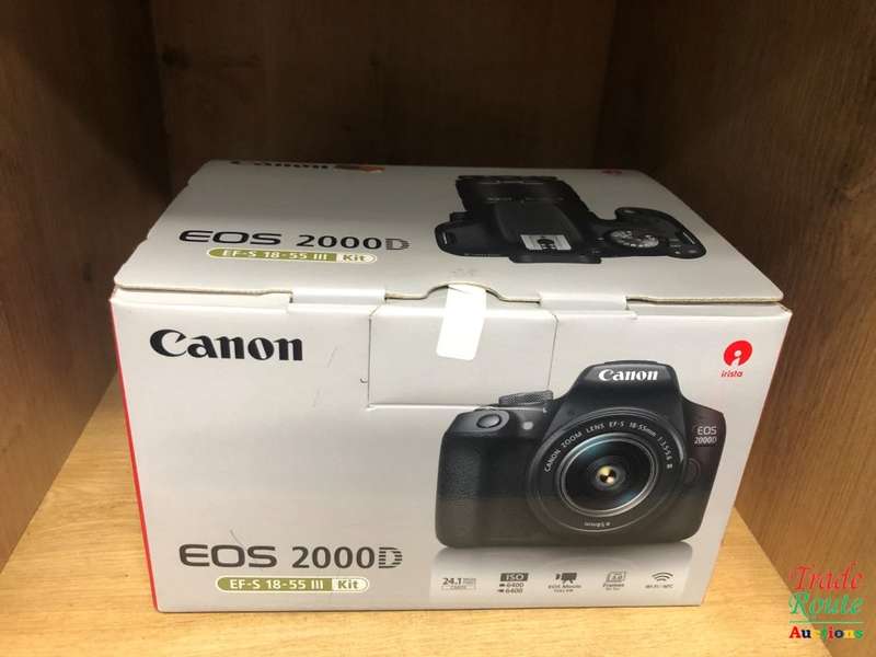 Canon 2000D DSLR Lens Kit  with Canon 18-55 III Lens - IN BOX