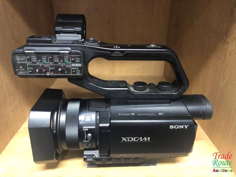 Sony PXW-X70 Professional XDCAM Compact Camcorder
