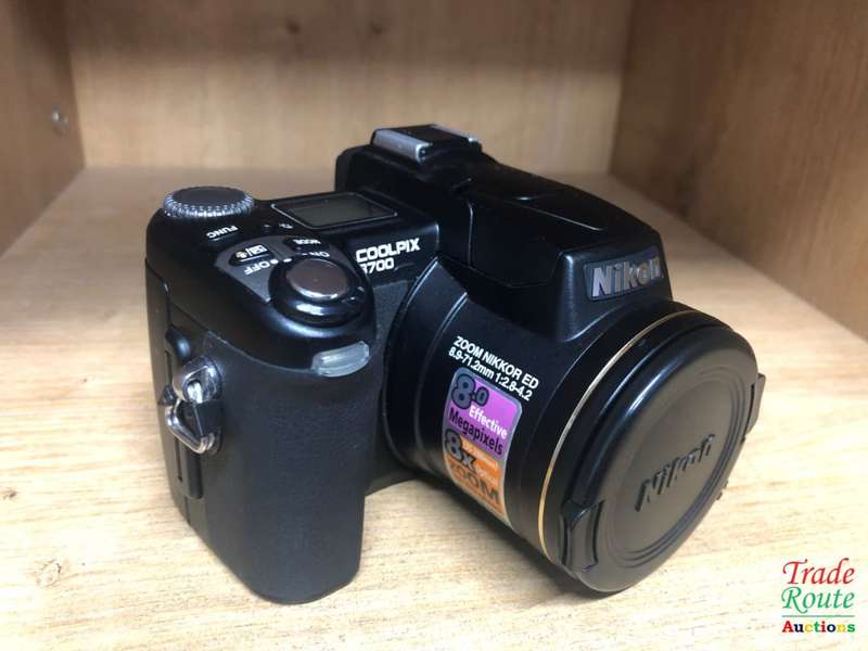 Nikon COOLPIX 8700 Digital Camera - Black