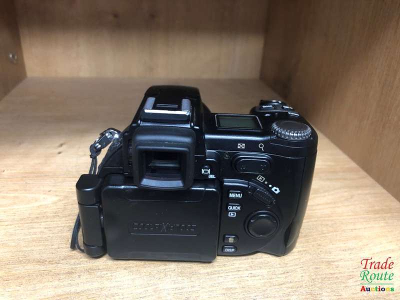 Nikon COOLPIX 8700 Digital Camera - Black