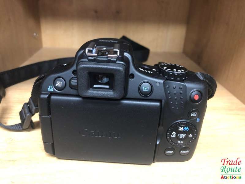Canon PowerShot SX50 HS CAMERA 24-1200mm IMAGE STABILIZER Lens - WORLD'S FIRST COMPACT 50X ZOOM