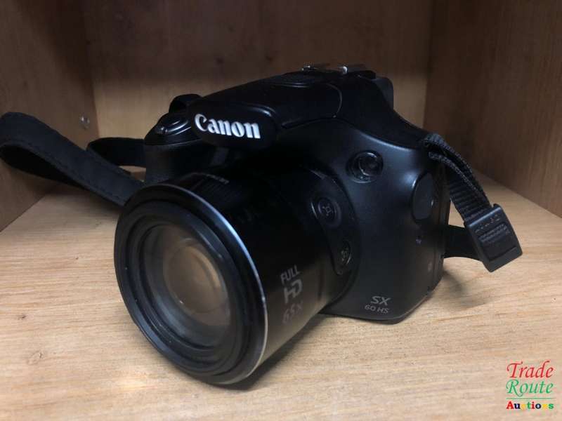 Canon Powershot SX60 HS 16.1MP Digital Camera 65x Optical Zoom Lens 3-inch LCD Tilt Screen (Black)