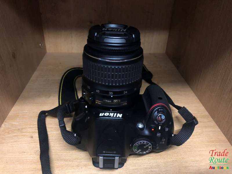 [ 24.1 MEGAPIXELS ] NIKON D5200 DSLR CAMERA +  18-55MM NIKKOR LENS PROFESSIONAL KIT