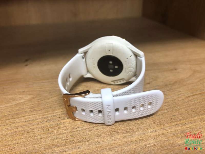 Garmin vivomove HR Hybrid Smart Watch (Small/Medium) - Rose-Gold with White Band