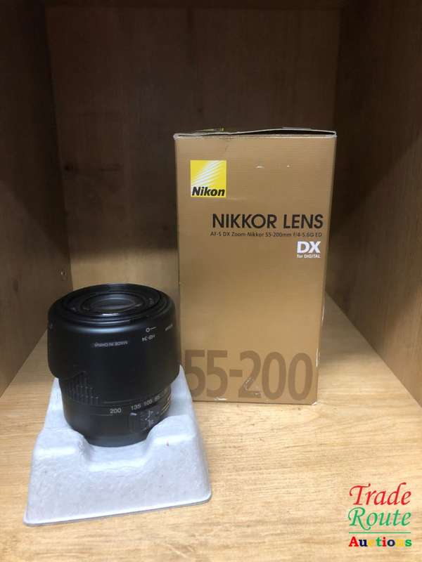 Nikon 55-200mm DX Lens for NIKON DSLR Cameras IN BOX