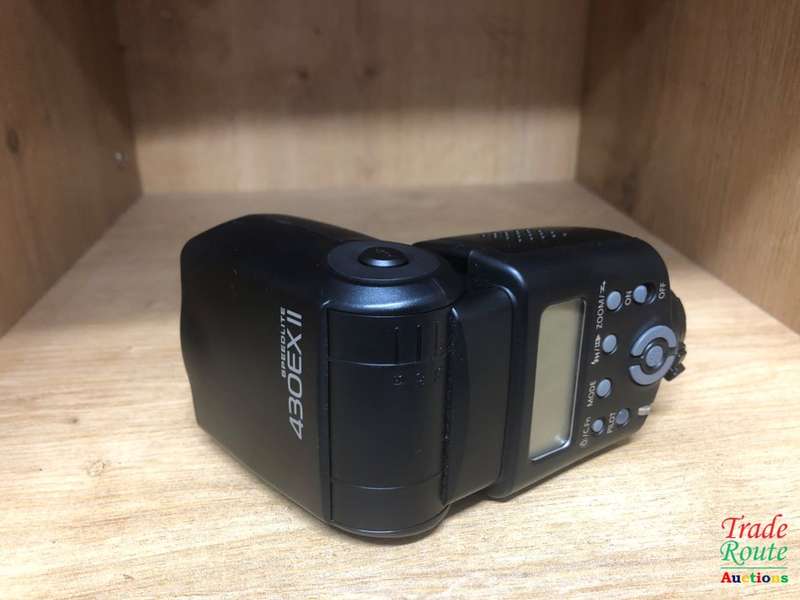 Canon Speedlite 430EX II Flash for Canon EOS DIGITAL SLR Cameras *** R1 Bids