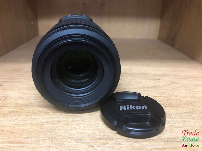 Nikon 55-200mm VR [ VIBRATION REDUCTION ] LENS