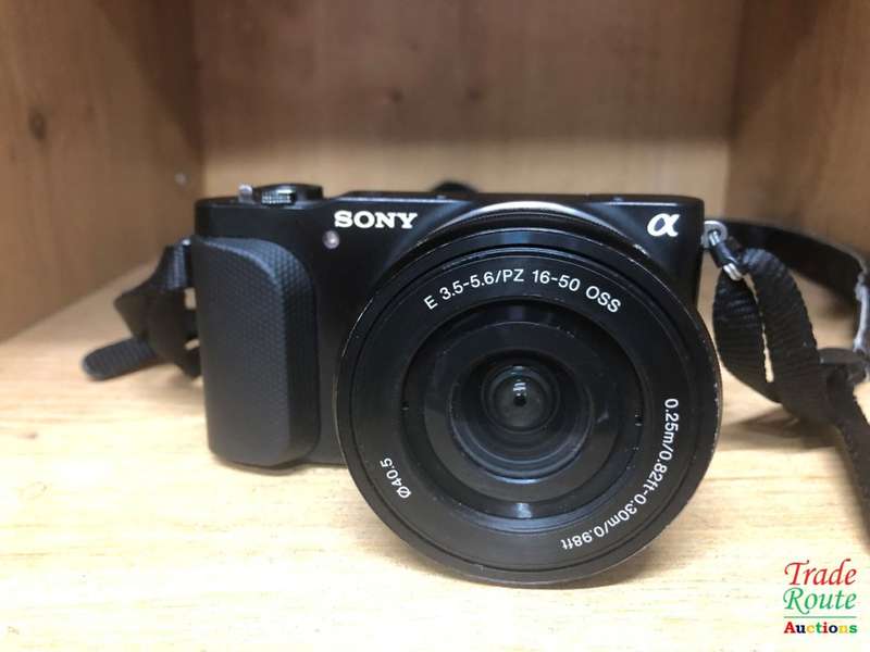 SONY NEX-3N 16.1MP with 16-50MM OSS Lens E-MOUNT Digital Camera Kit