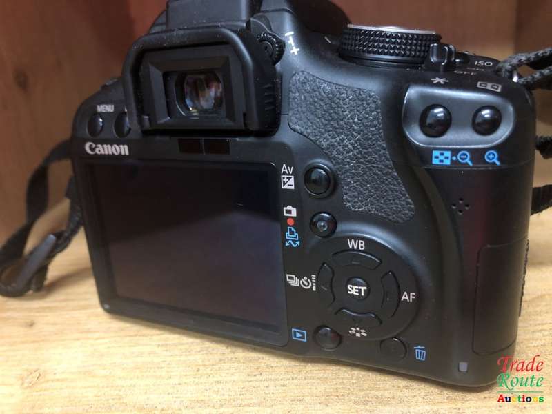 Canon EOS 500D Digital SLR camera 15.1 Megapixels FULL HD + Canon 18-55mm Lens KIT