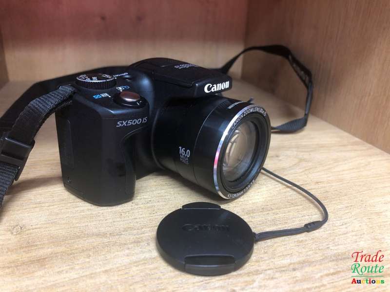 Canon PowerShot SX500 IS DIGITAL CAMERA 16.0 MP with 30x Wide-Angle Optical IS Zoom and 3.0-Inch LCD