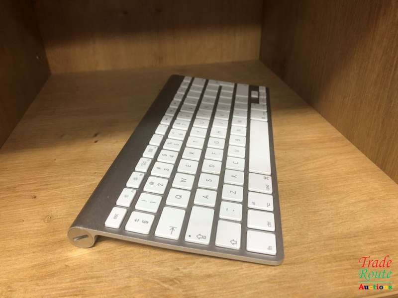 APPLE MAGIC WIRELESS KEYBOARD A1314 - CAN BE USED WITH IMAC & MAC MINI