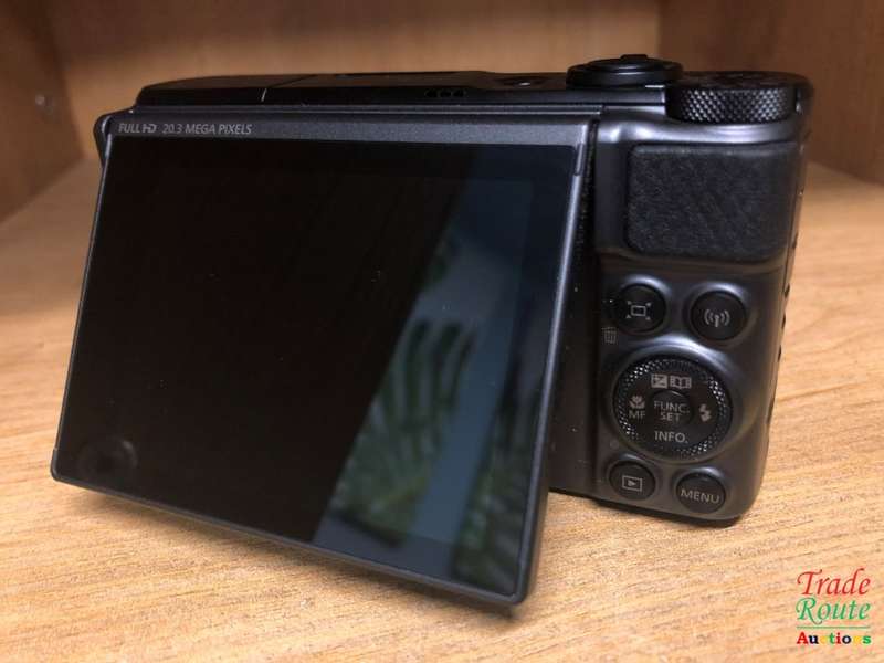 Canon PowerShot SX730 HS Digital Camera (Black) - 20.3 Megapixels