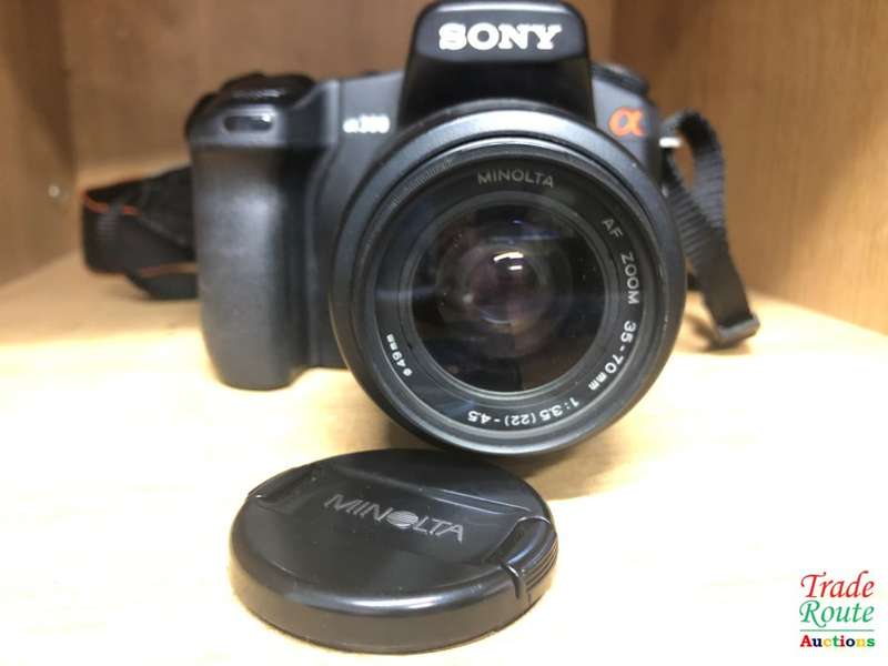 SONY ALPHA A300 DIGITAL CAMERA + 35-70 SONY LENS PROFESSIONAL CAMERA KIT