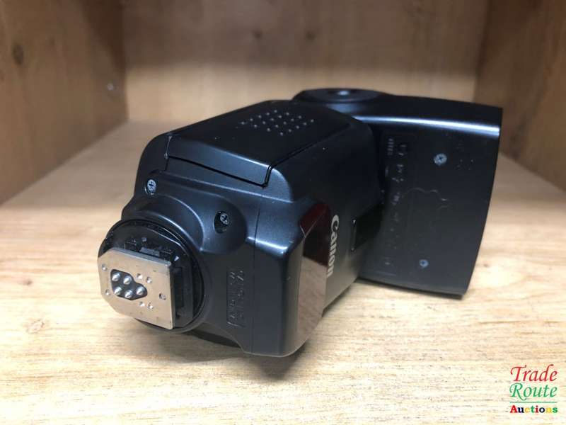 Canon Speedlite 430EX II Flash for Canon EOS DIGITAL SLR Cameras *** BARGAIN ** Fits all CANON DSLRs