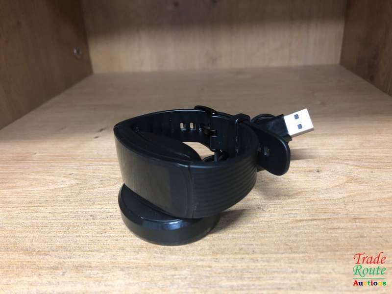 LARGE - Samsung Gear Fit2 Pro Fitness Tracker Large SM-R365 GPS Sports Band