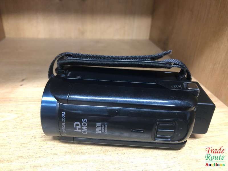 Canon LEGRIA HF R606 Camcorder - High Definition - 3.28Mp 32x optical zoom