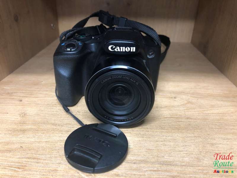 Canon PowerShot SX520 HS 16.0MP X 42 zoom Digital Camera - 84X ZOOMPLUS