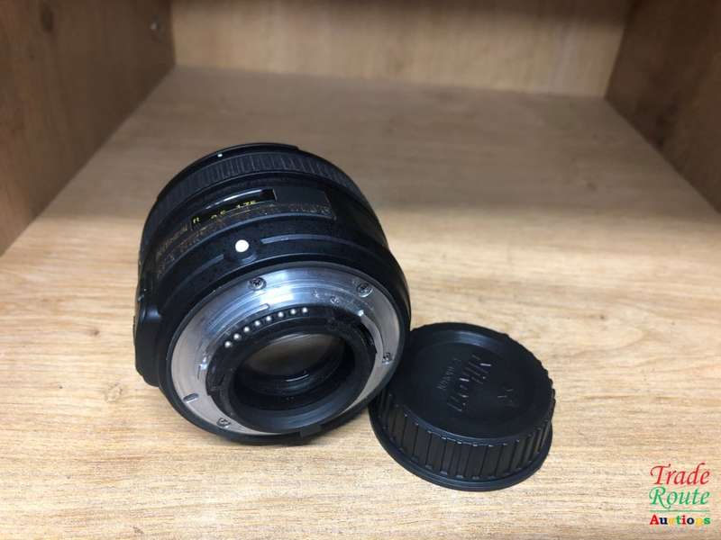Nikon 50mm f/1.8G AF-S Nikkor Lens for Nikon Digital SLR Cameras