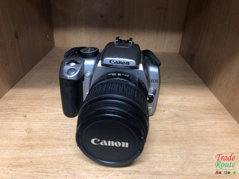 Canon EOS 350D Digital SLR camera (SILVER) WITH 18-55 mm ii LENS [ NO CHARGER ]