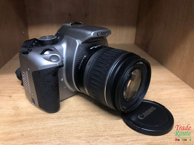 Canon EOS 350D Digital SLR camera (SILVER) WITH 18-55 mm ii LENS [ NO CHARGER ]