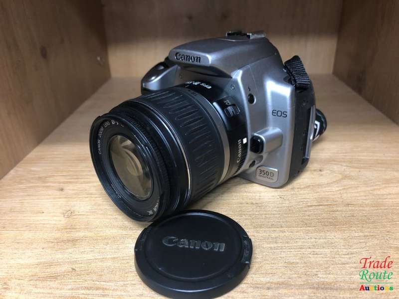 Canon EOS 350D Digital SLR camera (SILVER) WITH 18-55 mm ii LENS [ NO CHARGER ]