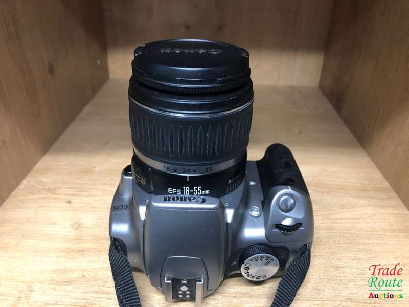 Canon EOS 350D Digital SLR camera (SILVER) WITH 18-55 mm ii LENS [ NO CHARGER ]
