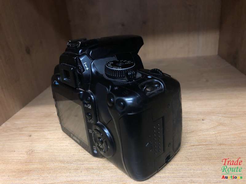 Canon EOS 400D DigitalSLR camera 10.1 Megapixels BODY ONLY