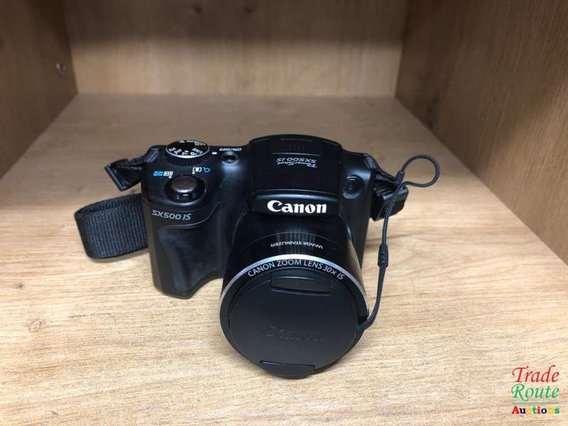Canon PowerShot SX500 IS DIGITAL CAMERA 16.0 MP with 30x Wide-Angle Optical IS Zoom and 3.0-Inch LCD