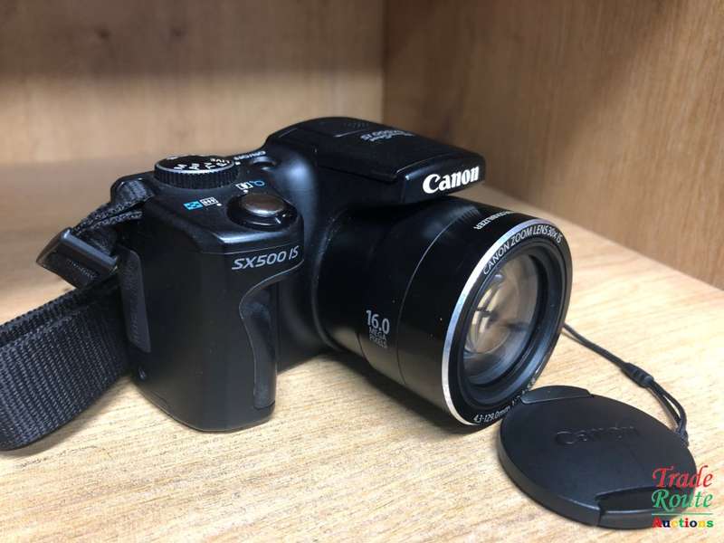 Canon PowerShot SX500 IS DIGITAL CAMERA 16.0 MP with 30x Wide-Angle Optical IS Zoom and 3.0-Inch LCD