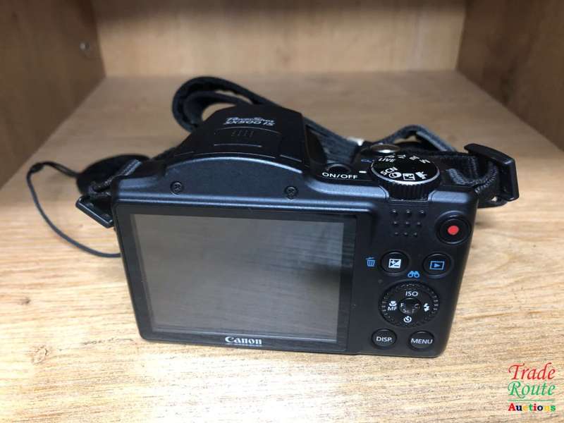 Canon PowerShot SX500 IS DIGITAL CAMERA 16.0 MP with 30x Wide-Angle Optical IS Zoom and 3.0-Inch LCD