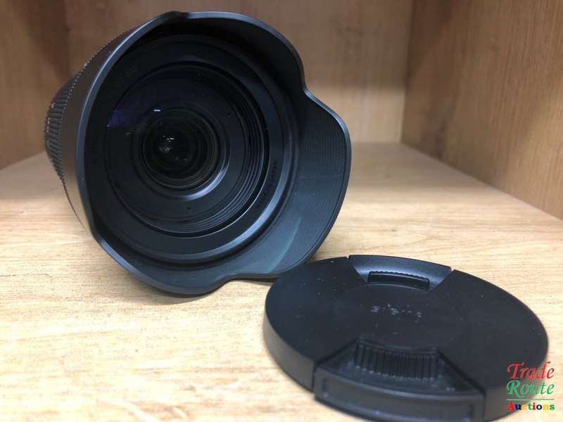 Sigma 18-300mm f3.5-6.3 DC OS HSM Contemporary Macro Lens (CANON MOUNT)