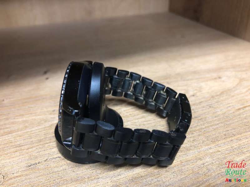 Samsung Gear S2 Classic Smartwatch - Metal Strap