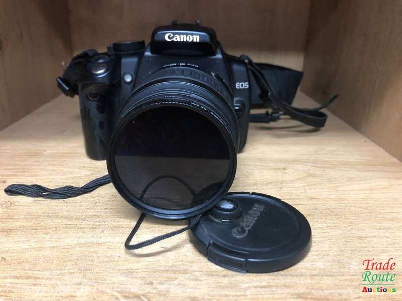 Canon EOS 350D Digital SLR camera (BLACK) WITH 18-55 mm EFS LENS