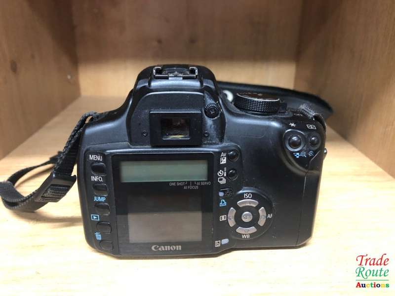 Canon EOS 350D Digital SLR camera (BLACK) WITH 18-55 mm EFS LENS
