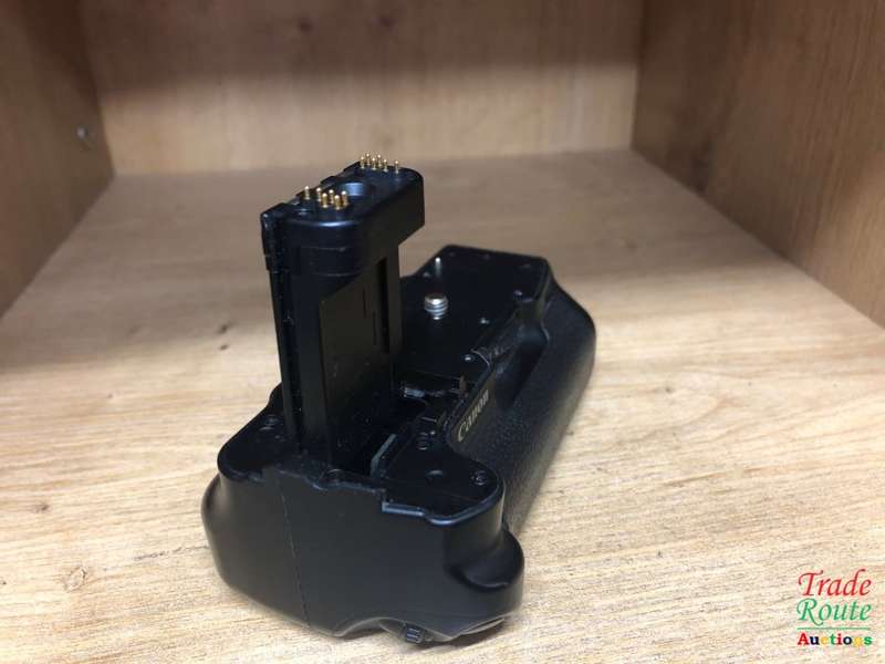Canon BG-E3 Original Battery Grip (for Canon 350D / 400D DSLR CAMERAS )