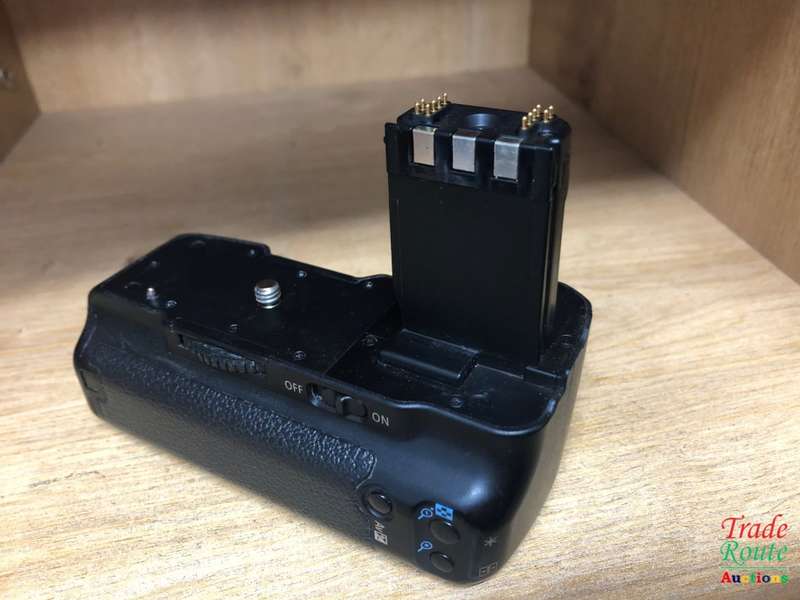 Canon BG-E3 Original Battery Grip (for Canon 350D / 400D DSLR CAMERAS )